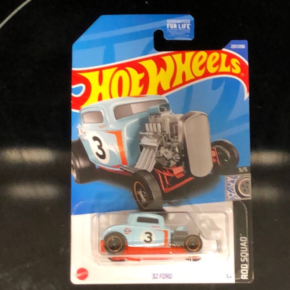 ‘32 Ford Hot Rod - Picture 1 of 8